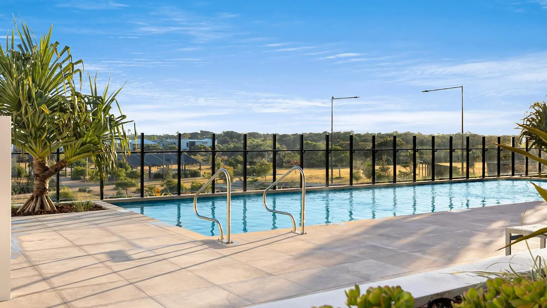 Bokarina Beach Apartments, Ascend Hotel Collection Kawana Waters
