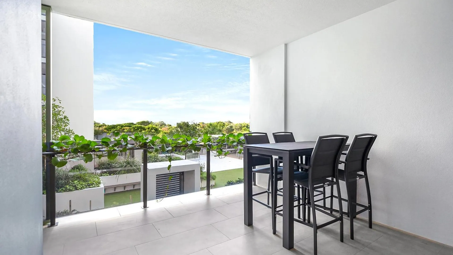 Bokarina Beach Apartments, Ascend Hotel Collection Kawana Waters