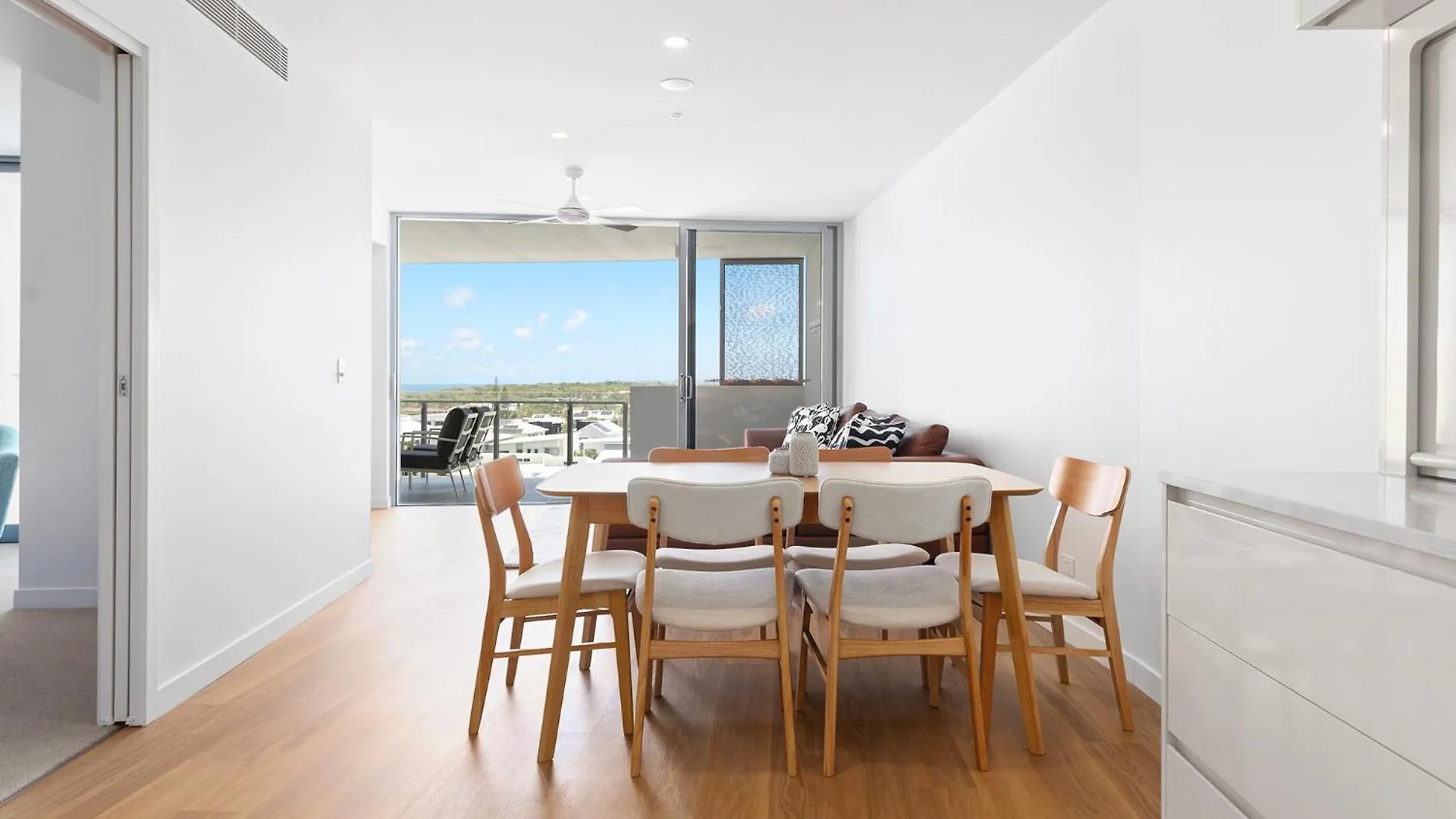 Bokarina Beach Apartments, Ascend Hotel Collection Kawana Waters