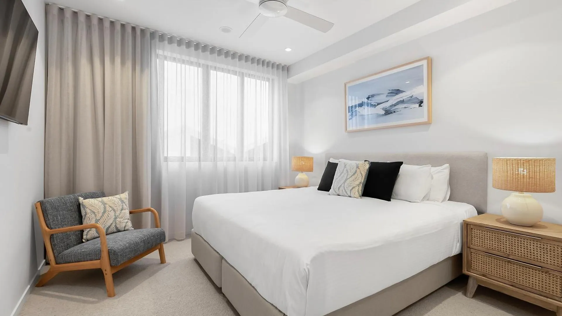 Bokarina Beach Apartments, Ascend Hotel Collection Kawana Waters 0*,  Australia