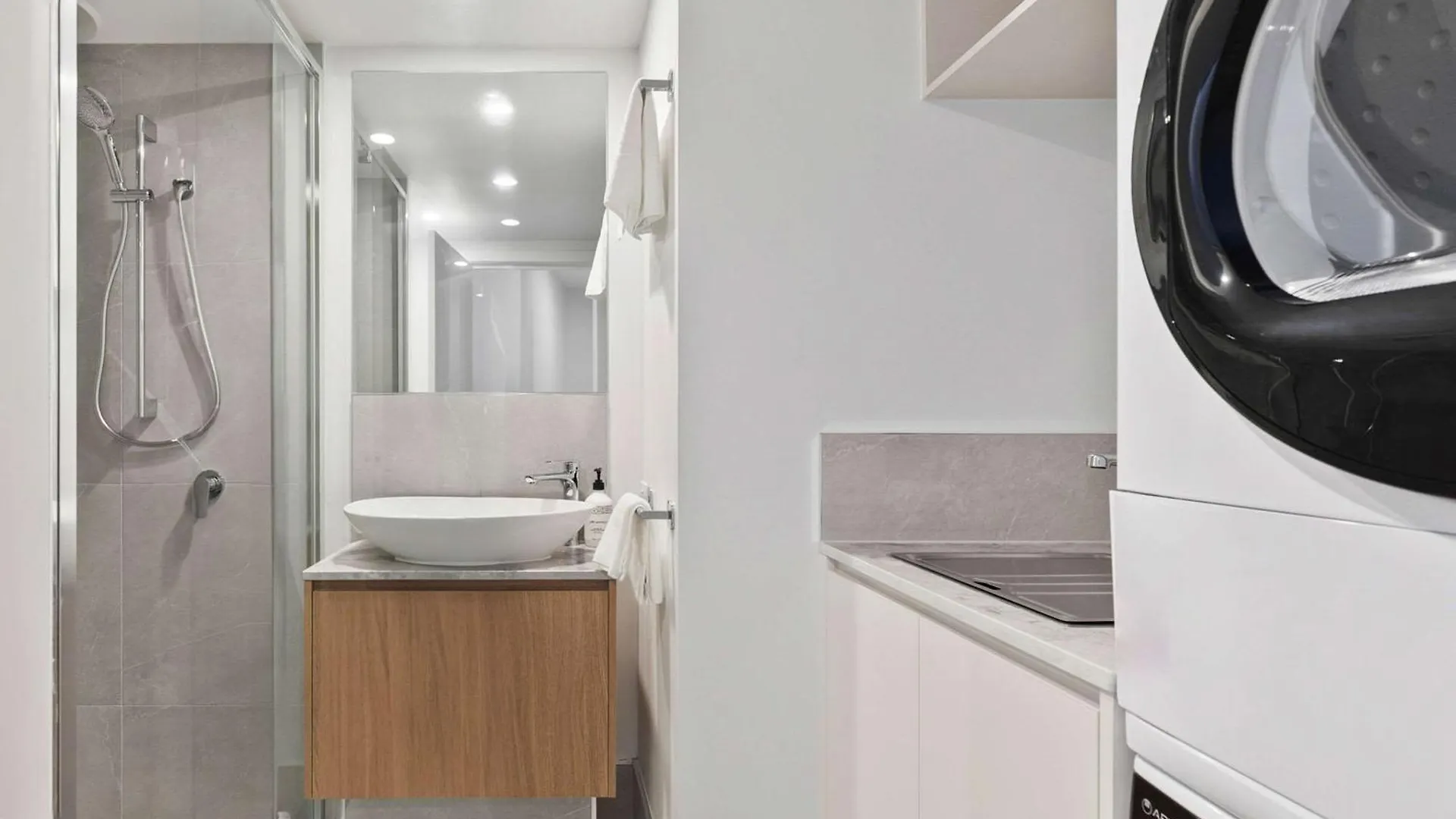 Bokarina Beach Apartments, Ascend Hotel Collection Kawana Waters